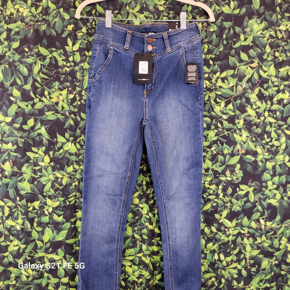 NEW Juniors Size 5 Button Jeans